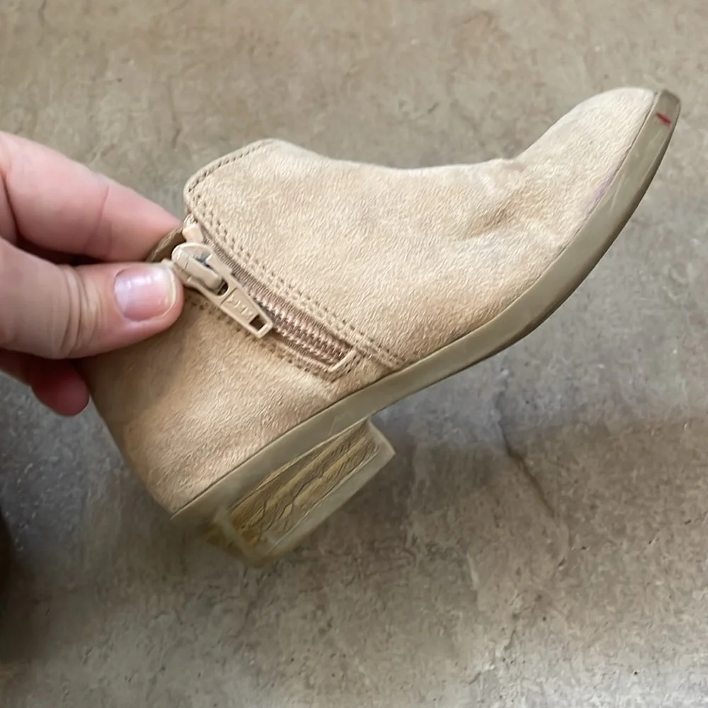 5 for $25🎈old navy booties